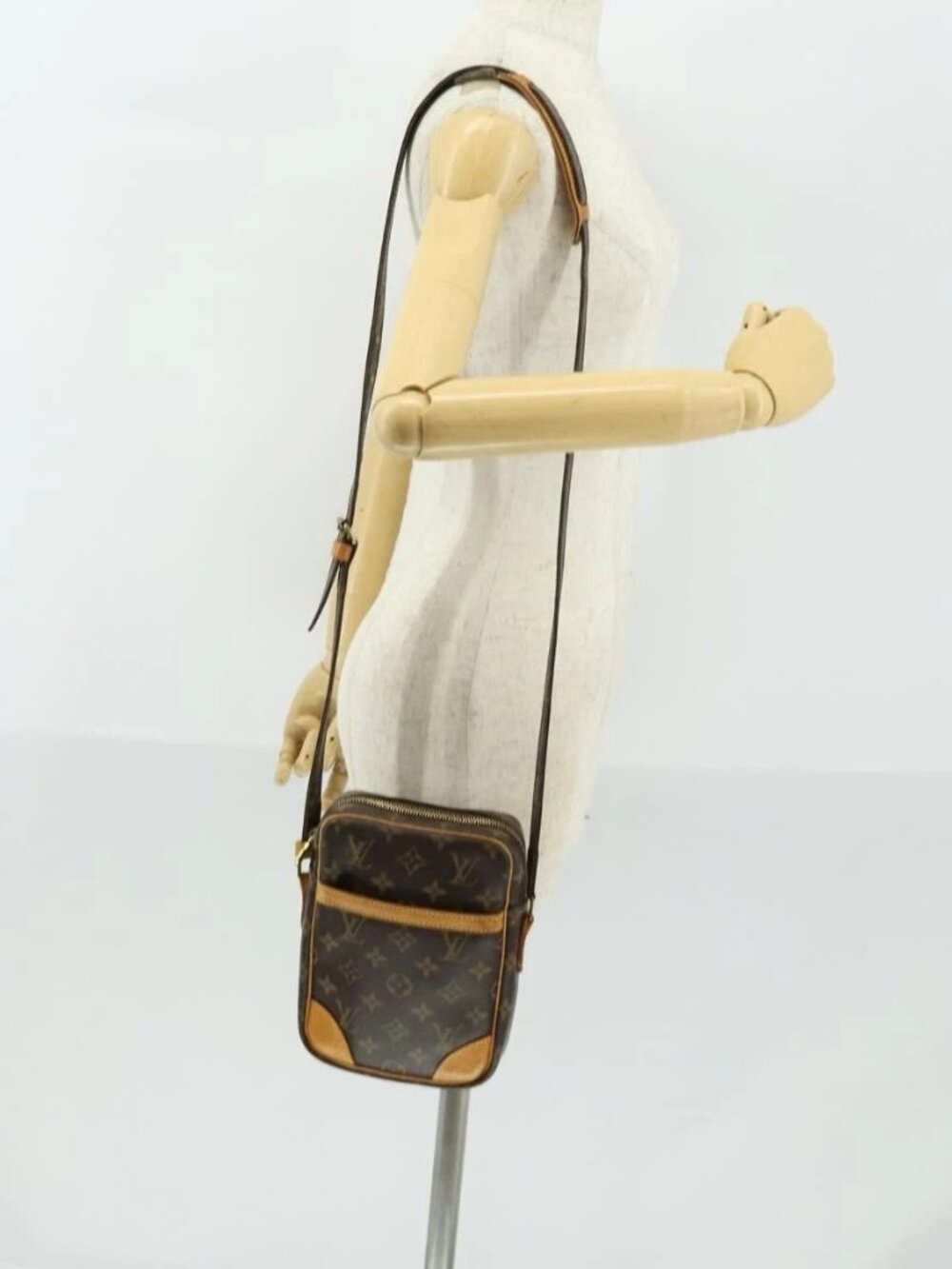 LOUIS VUITTON Monogram Danube Shoulder Bag M45266 LV Auth ka1062